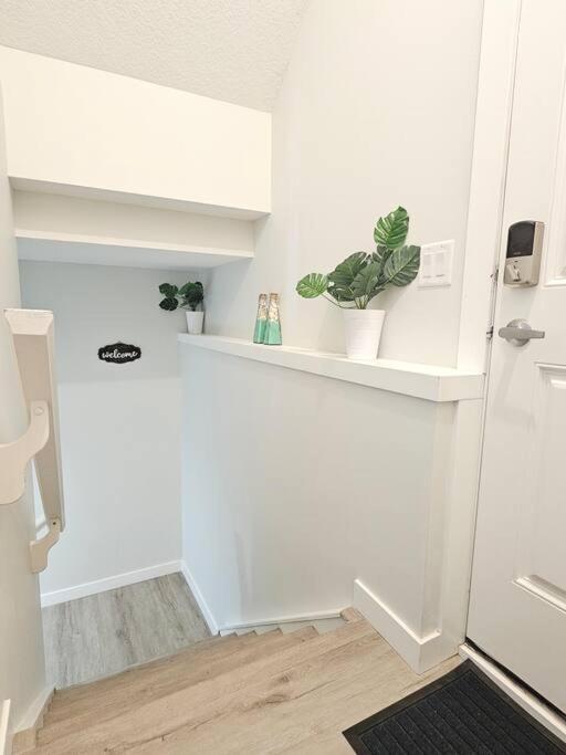 Cozy Suites In Calgary Area Balzac 外观 照片