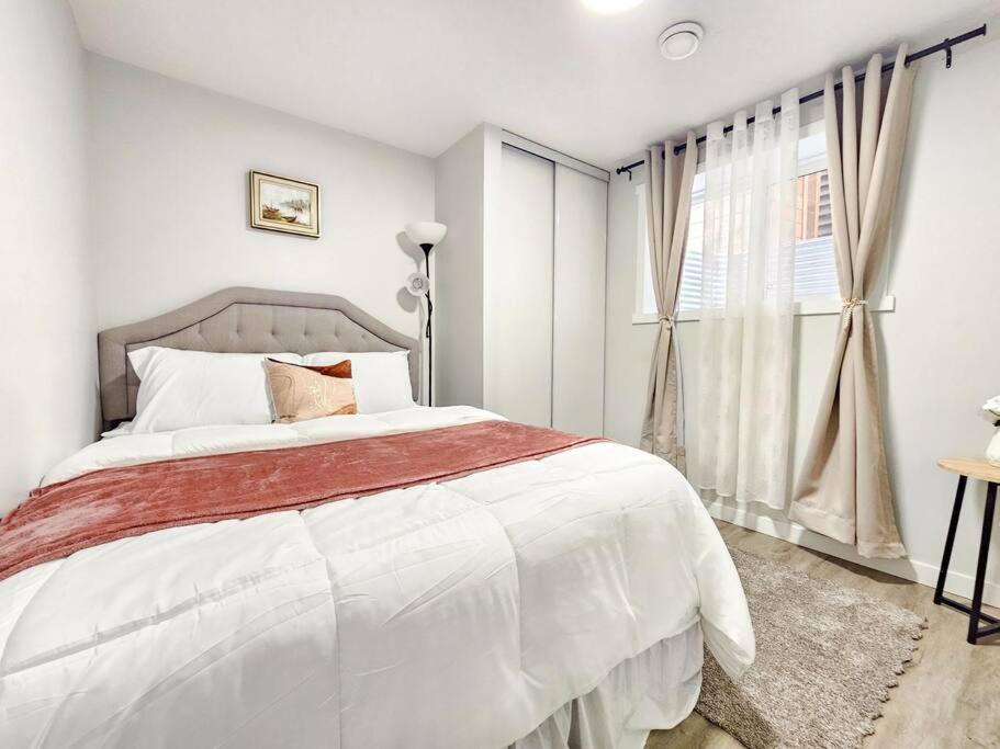 Cozy Suites In Calgary Area Balzac 外观 照片